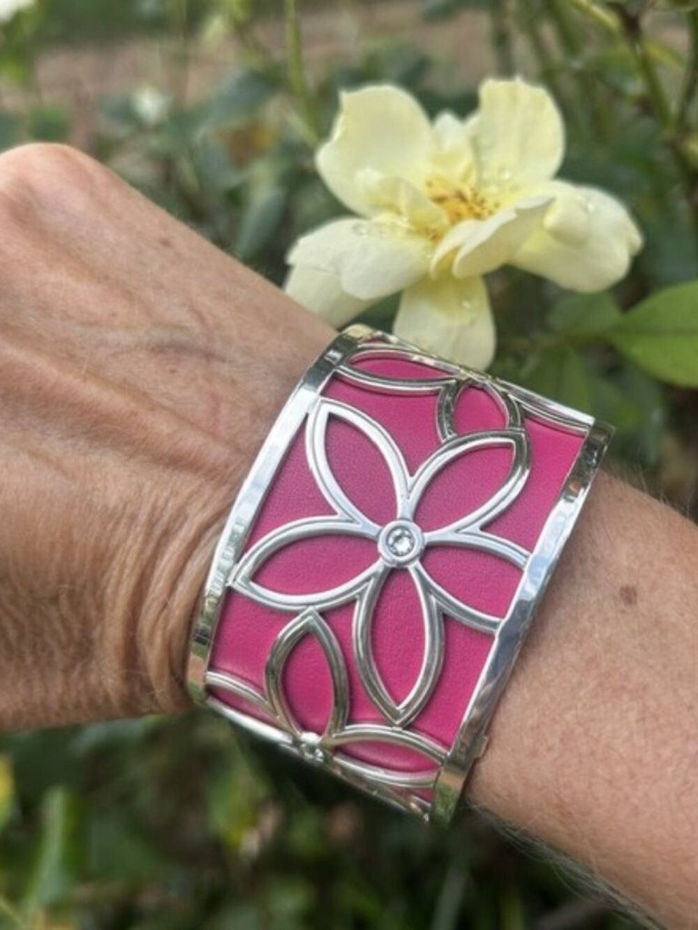 BRIGHTON “Christo Banff” Flower Swarovski Crystal Silver Leather Cuff Bracelet